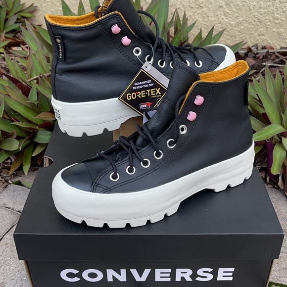 CONVERSE CTAS LUGGED WINTER HI WMNS - Picture 11 of 16